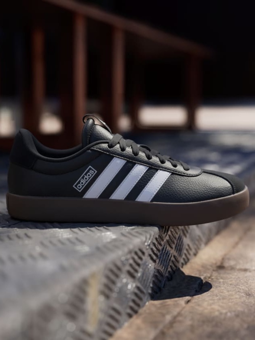 Gently Used adidas VL Court 3.0sneakers in black and white